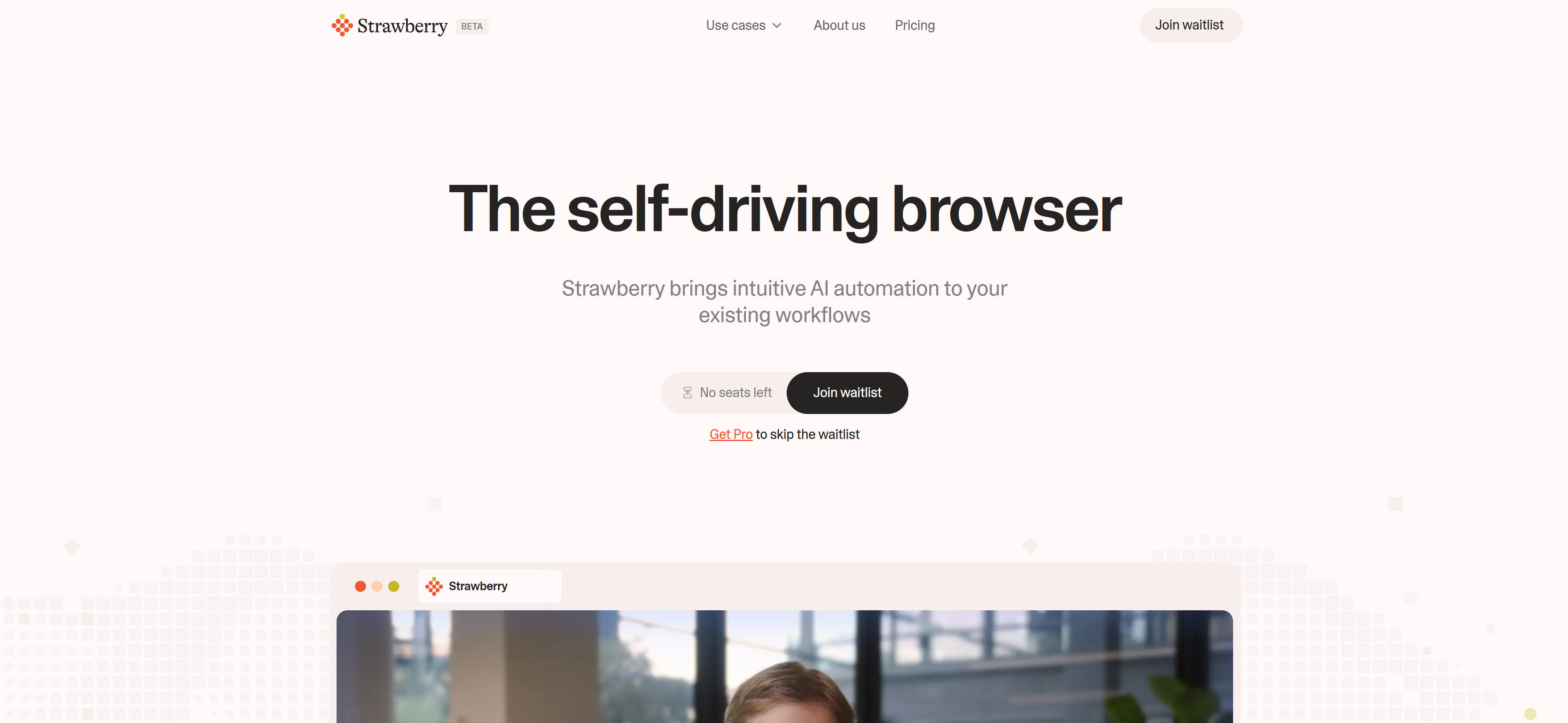 Strawberry Browser AI浏览器界面,展示专门化AI助手和自动化功能
