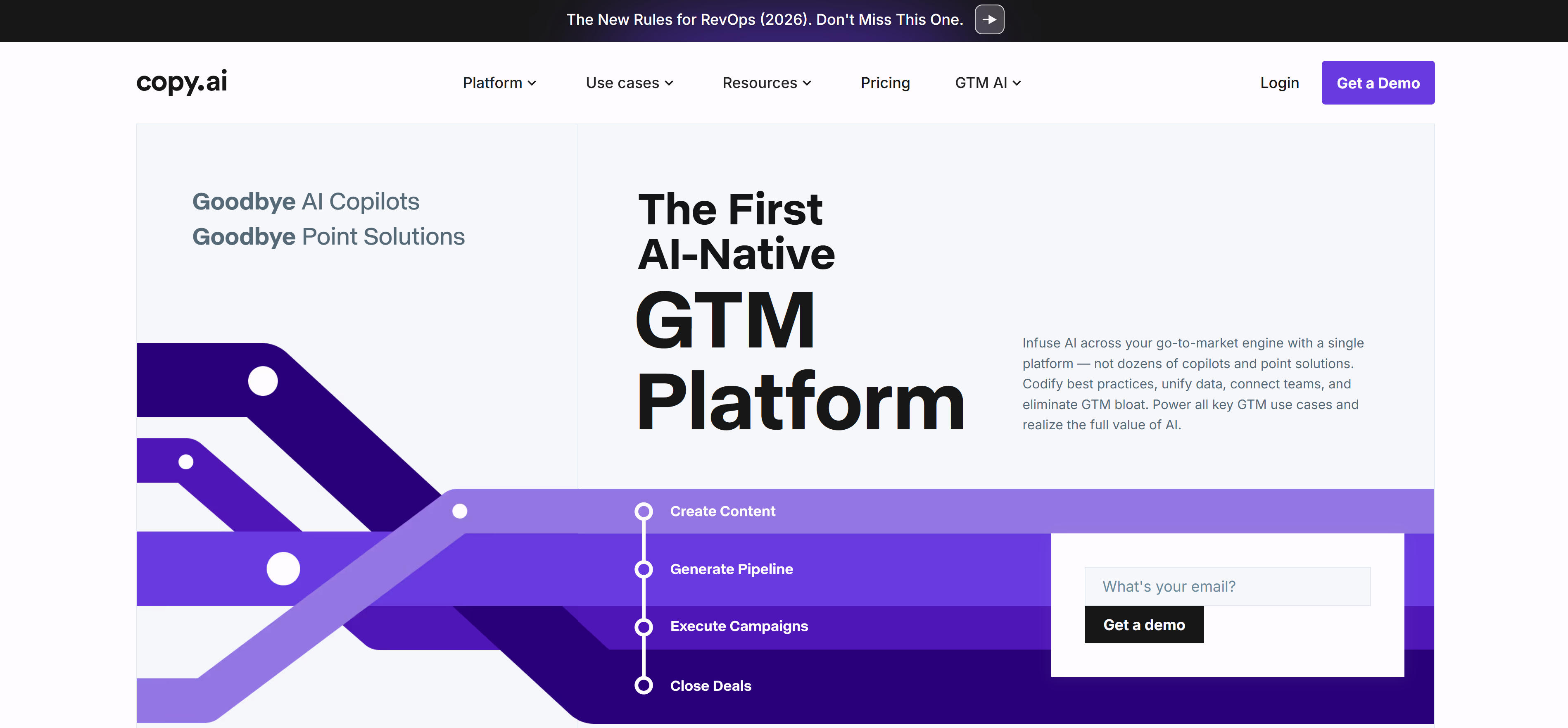 Copy.ai GTM AI平台界面，展示营销文案和销售材料生成功能